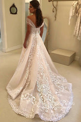 Gorgeous Tulle A-line Off-the-Shoulder Lace Appliques Wedding Dresses